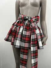 Load image into Gallery viewer, CLAUS Skirt in white tartan