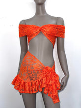 Load image into Gallery viewer, LACE set in Orange
