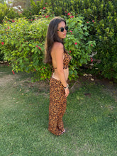 Load image into Gallery viewer, ARIA Trouser set in leopard print
